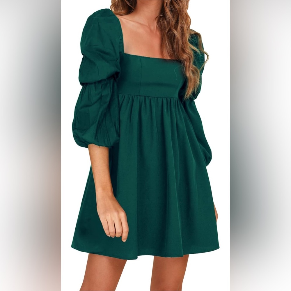 Long Sleeved Green Dress